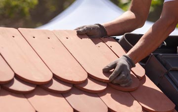 St Jamess End roof tile contractors